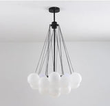 Valencia taklampa med kulor i frostat glas